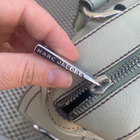 Gorgeous Marc Jacobs Leather Bag 💯 % Authentic - Picture 9 of 11